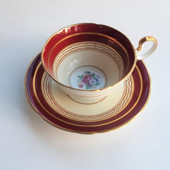 Aynsley Cup & Saucer Set Red Burgundy Floral Gold Trim Doris Shape 1930s England - Picture 1 of 10